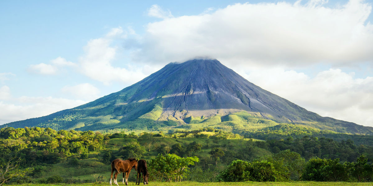 Fotografía volcán arenal